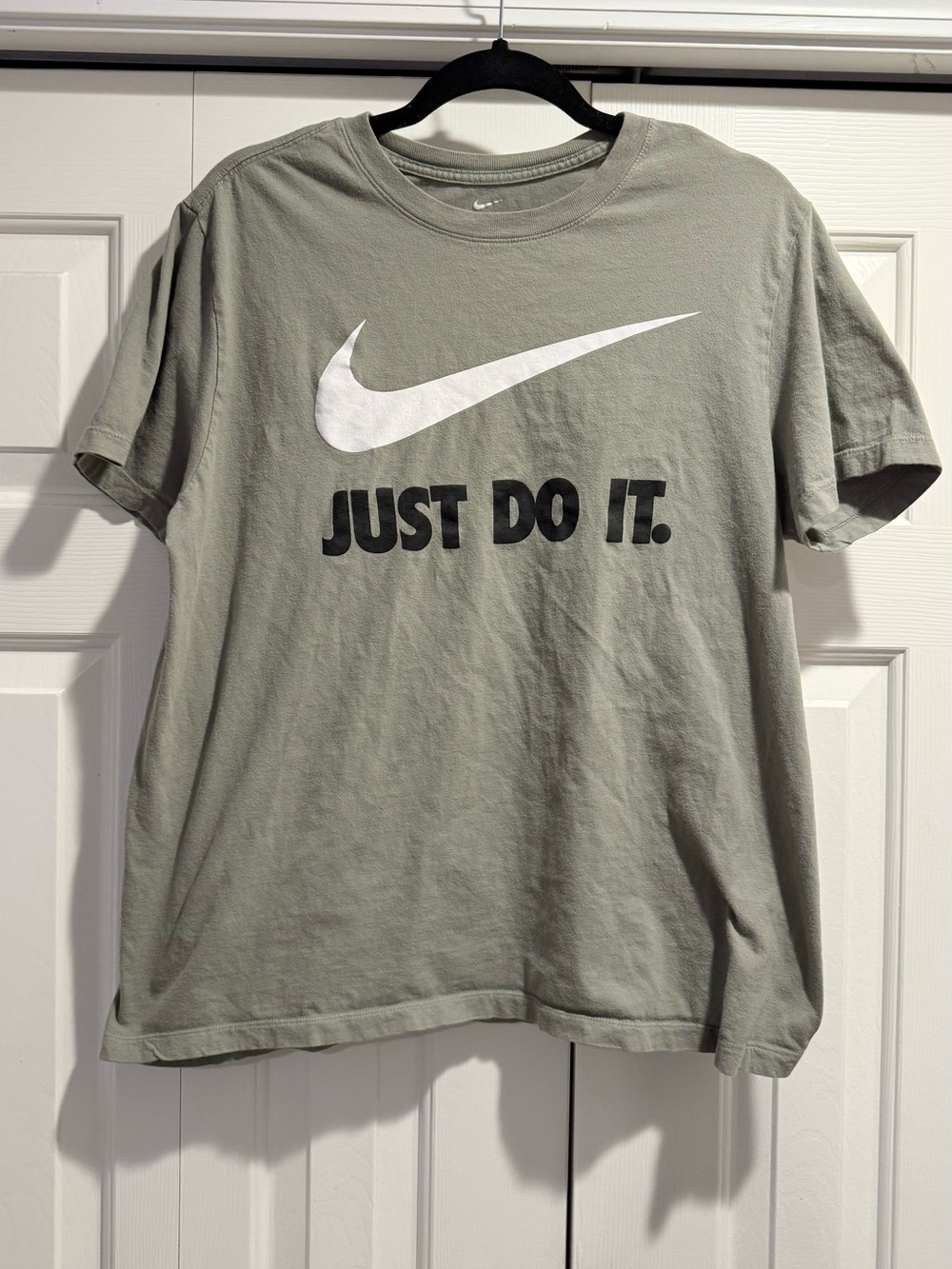 Nike Men's 'Just Do It.' Short Sleeve T-Shirt - Sage Green. #0088